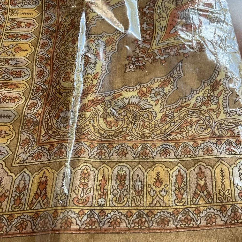 PRINCE SILKS 100% Silk Scarf - Made in Kashmir Gorgeous Fall Colors 40 x 40” NWT
